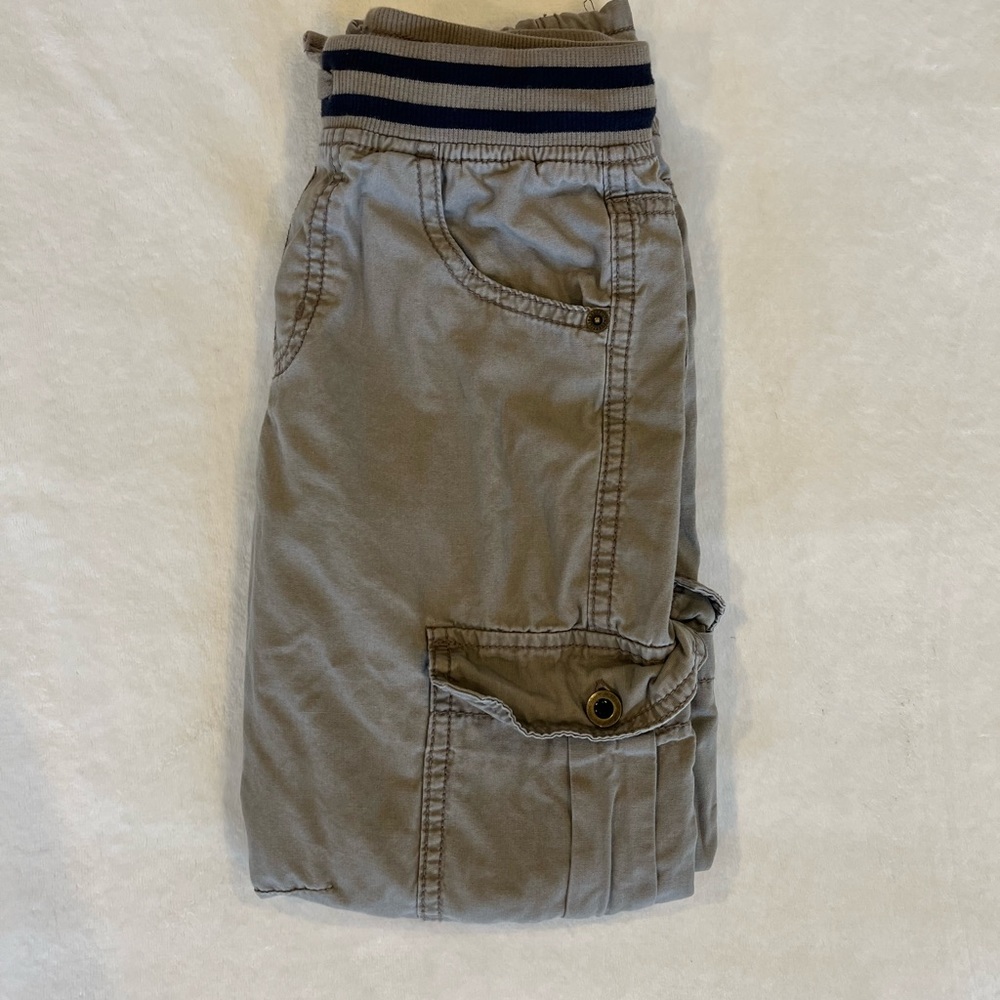 Gymboree - boys elastic waist cargo pants - size 7/8.  Worn once, washed once